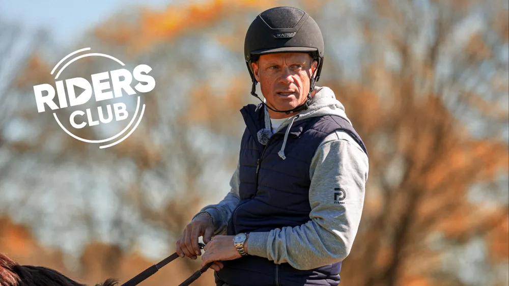 Willem Greve est dans Riders Club, présenté par Kamel Boudra