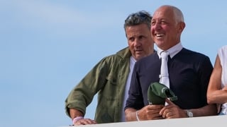 Philippe Léoni, ici aux côtés de Laurent Guillet, est l’un des propriétaires les plus impliqués dans le sport de haut niveau en France.