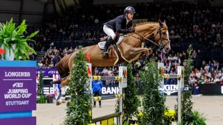 Willem Greve et Pretty Woman van het Paradijs ont célébré leur première victoire en Grand Prix 5* à Stuttgart
