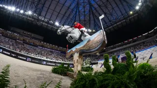 Si Kent Farrington a remporté la finale Longines de la Coupe du monde en grand favori, il a fallu attendre son saut du tout dernier obstacle pour connaître le résultat de ce championnat