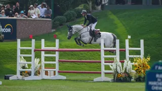 Pour sa première participation aux Masters de Calgary, Roy van Beek a signé un sans-faute dans le mythique Grand Prix Rolex, aux commandes de Cavoiro - H OLD.