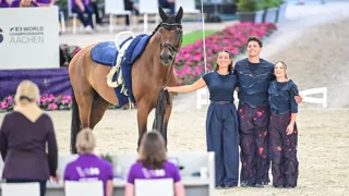 Théo Gardies, Noély Thibaudat, Sirine Abousaïd et Sir Sensation ont entamé les Mondiaux de Pas de Deux du bon pied