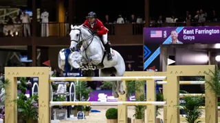 Kent Farrington comptera notamment sur Greya, déjà finaliste sous sa selle en 2024.