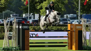 Roxanne de Regor bezorgt Seppe Wouters winst in Grote Prijs van Kuringen