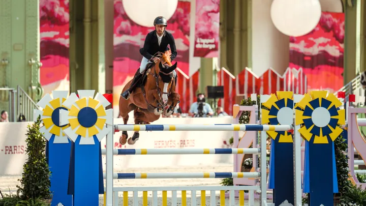 Pieter Devos et Jarina J ont remporté l'épreuve majeure du CSI 5* de Paris du jour.
