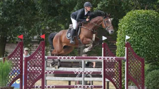 Karsten Van Es won de 1m30 en 1m40 reeks