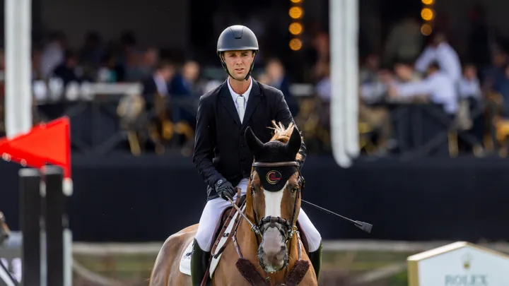 Gilles Thomas fait son entrée dans le Top 10 mondial en sixième position.