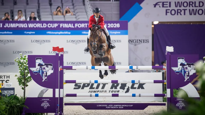 Kent Farrington s'est installé en tête des opérations à Fort Worth, où a débuté la finale Longines de la Coupe du monde.