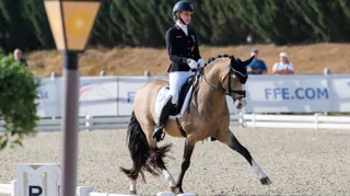 Déjà vice-championne d'Europe l'année dernière sur cette même piste, Leni-Sophie Gosmann s'est offert l'or aujourd'hui. 