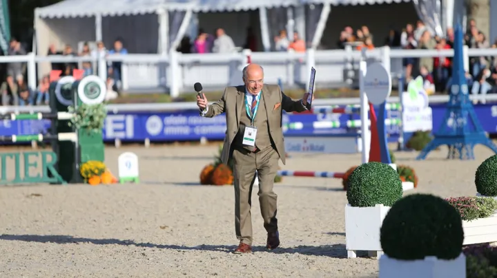 Cette année, c'est la première fois que François Saint André n'est pas le speaker officiel du Mondial du Lion, ayant décidé de raccrocher l'année dernière.