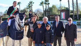 Dirk Nevejant zijn BWP-parel Pallieter v/d N. Ranch sprong naar de overwinning in de drie sterren Grote Prijs
