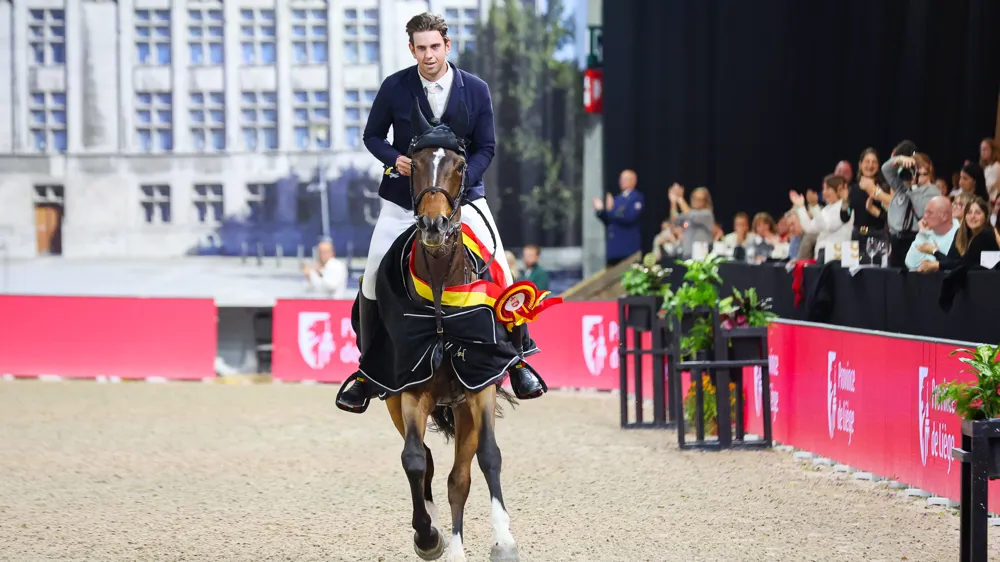 Comme en 2019, lors de la dernière édition du Jumping international de Liège, Andres Vereecke a défilé en tête du tour d’honneur.