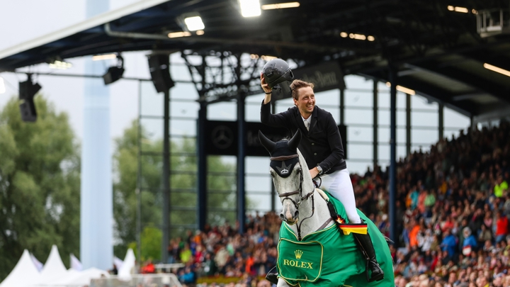 Dimanche 6 juillet, Leone Jei a remporté, à treize ans, le septième Grand Prix 5* de sa carrière.