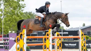 Eén honderdste beslist: Deusser houdt Lambrecht van overwinning