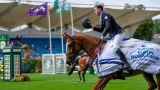 Parvati AEG won de 1m45 rubriek