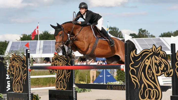 Thibeau Spits sprong naar de overwinning in een 1m40 reeks