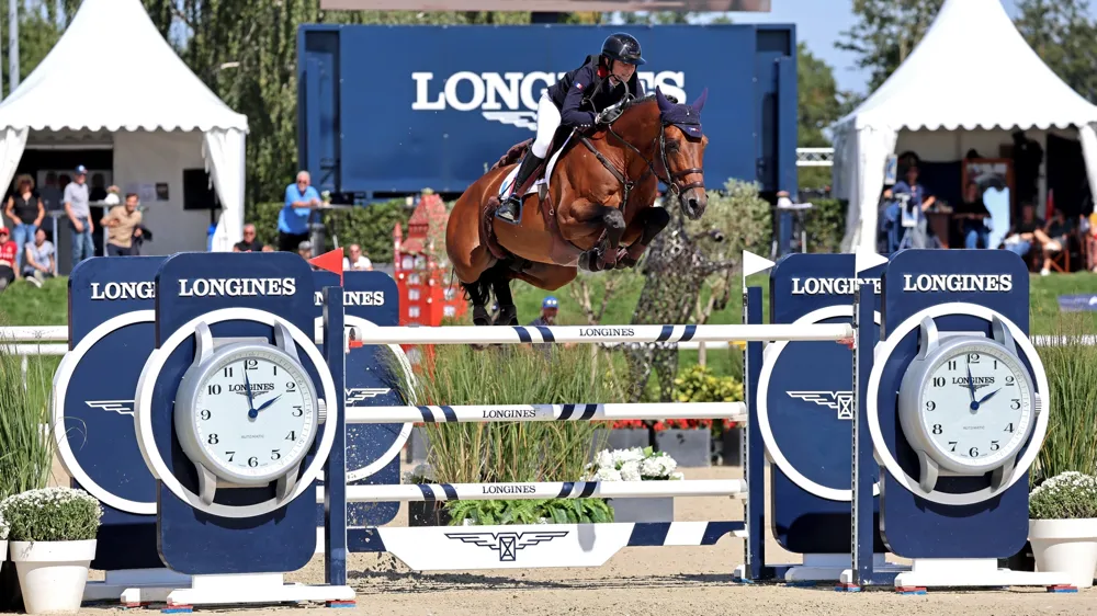 Sara Brionne et Grand Duc du Paradiso ont honoré leur première sélection en Coupe des nations Séniors lors du CSIO 4* d’Avenches, bouclé par un double zéro.