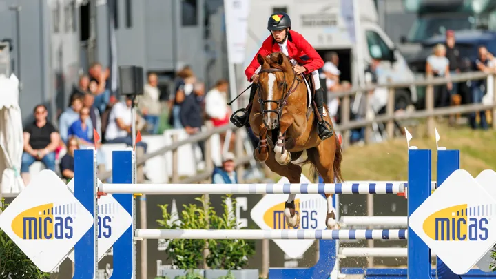 Louis Lambrecht en Cordillo van den Bosrand in top tien in St. Tropez