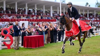 À Gijòn, Oliver Lazarus et Conbalthago PS ont devancé deux chevaux vainqueurs en Grands Prix 5*.