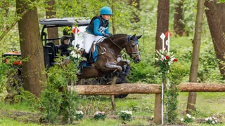 Max Adriaensen domineert reeks 5 in Moerzeke