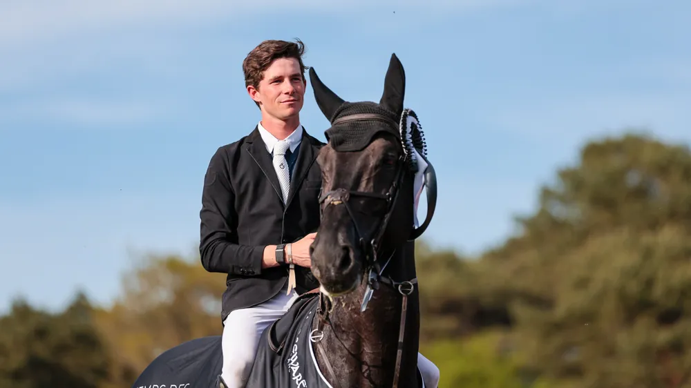 Thibeau Spits et le bien nommé Impress-K van't Kattenheye ont fait forte impression à Fontainebleau. 