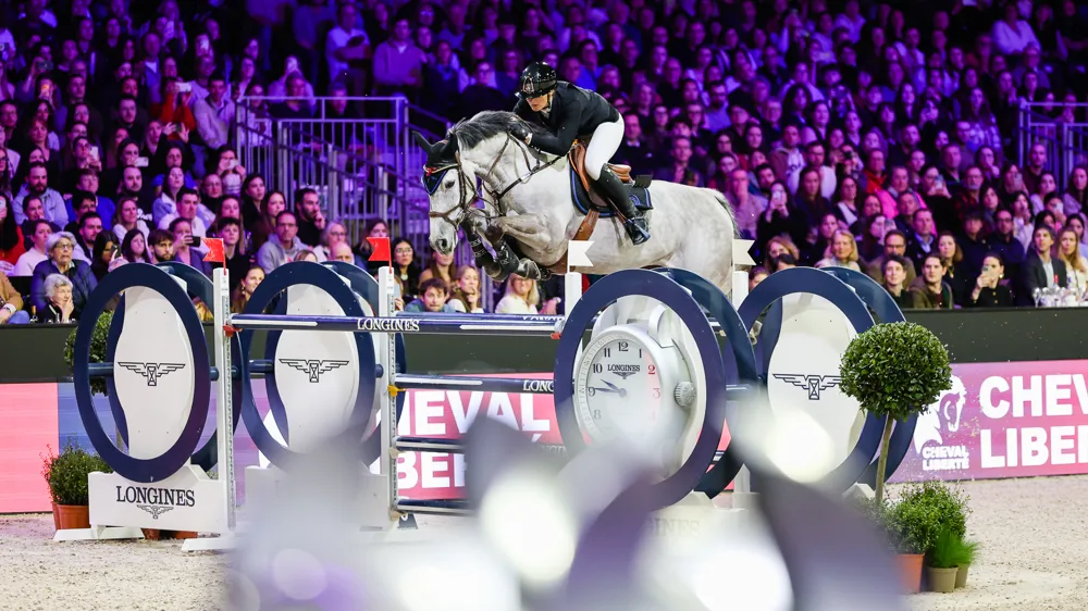 L'adorable et talentueux Good Star du Bary a transformé l'essai  à Bordeaux, aux côtés de Jessica Burke.²
