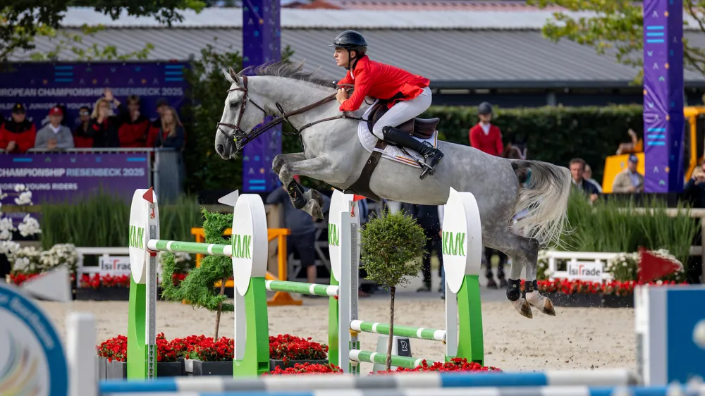 Bart Jay Junior Vandecasteele derde in CSI2* Grote Prijs van Oliva