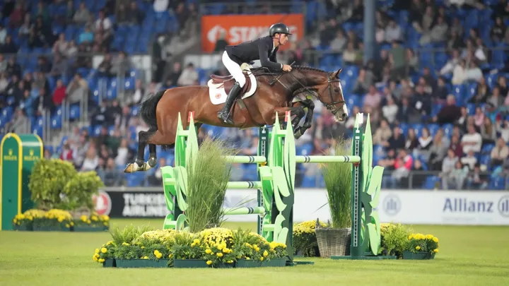 En 2021, à huit ans, Dynamix de Bélhème brillait déjà à Aix-la-Chapelle, où elle s’est classée par deux fois dans le Grand Prix Rolex en autant de tentatives.