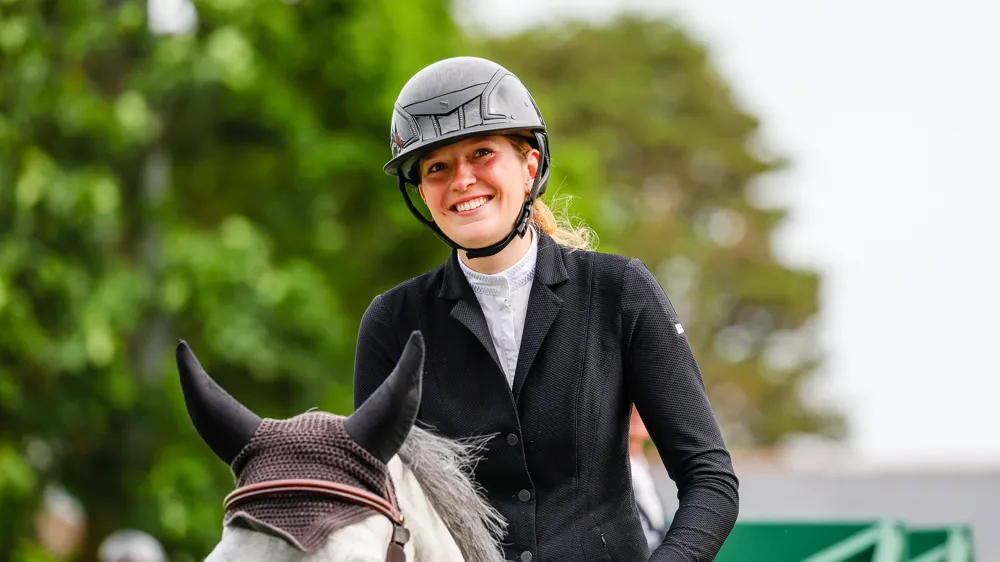 En juin dernier, Katania offrait une belle cinquième place à 1,45m et donnait le sourire à Lara Tryba sur la piste du CSIO 5* de La Baule.