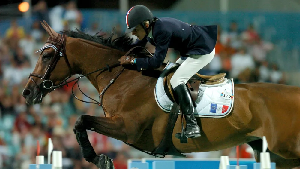 Eugénie Angot et Cigale du Taillis lors des Jeux olympiques d’Athènes, en 2004. 