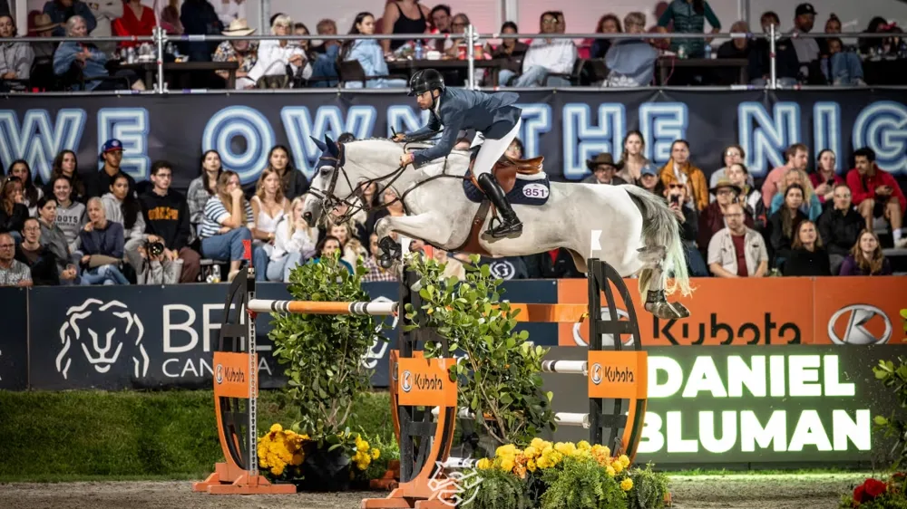 Daniel Bluman et Corbie V.V. ont remporté leur premier Grand Prix 5* à Toronto.