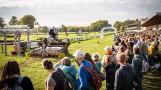 Le Mondial du Lion – Crédit Mutuel, tremplin des futurs champions du complet, se tiendra du 15 au 18 octobre 2026 à l'Isle Briand, entre compétition et grande fête populaire.