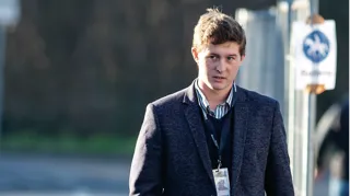 Régulièrement vu sur les terrains de concours, Maxime Baldeck est l’un des plus jeunes marchands de chevaux, ou courtiers, comme il préfère se définir. 