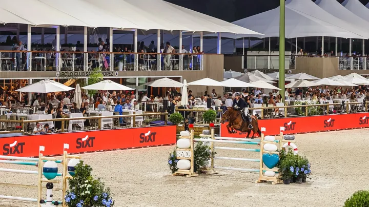 Het nieuwe seizoen in Saint-Tropez begon meteen een een BWP-overwinning in de Grote Prijs