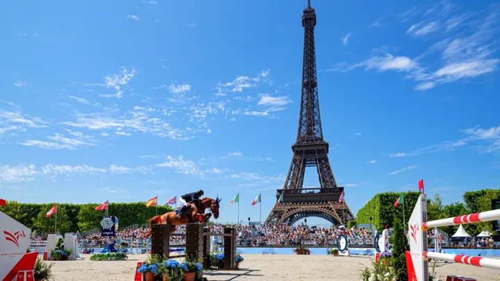 Le Longines Global Champions Tour – Longines Paris Eiffel Jumping revient du 19 au 21 juin 2026 au pied de la Tour Eiffel.