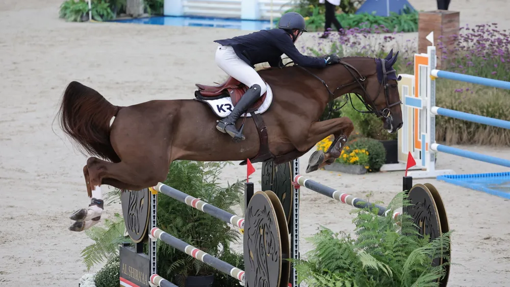 Mathieu Bourdeaud'Hui is de viersterrencompetitie in Avenches sterk begonnen.
