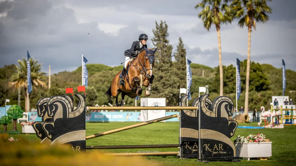 Niamh McEvoy et son excellent Olympic ‘GL’ ‘FVD’ ont remporté leur premier Grand Prix 4* dimanche 8 mars à Vejer de la Frontera.