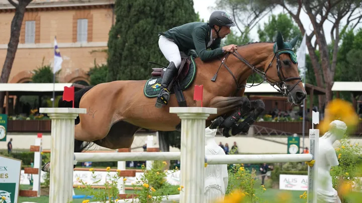 À Rome, Yuri Mansur et Miss Blue-Saint Blue Farm se sont adjugé un nouveau Grand Prix!