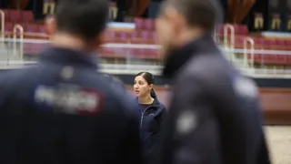 Manon Moutinho, sélectionneuse et entraîneuse nationale de voltige, se réjouit des quatre médailles décrochées par les Bleus aux Mondiaux d’Aix-la-Chapelle.