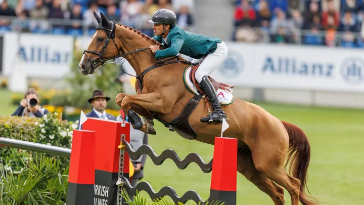 Très à l’aise sur les grandes pistes en herbe, Albfuehren’s Iashin Sitte pourrait être une option pour les Mondiaux.
