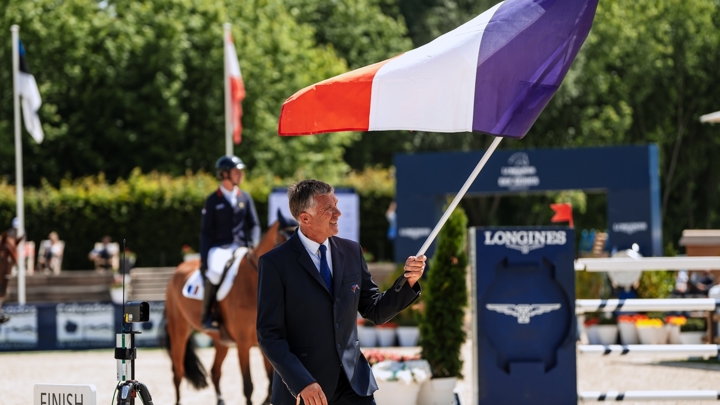 Édouard Coupérie a déjà accompagné l’équipe de France vers des succès en CSIO 3*, comme ici à Deauville, en 2023. 