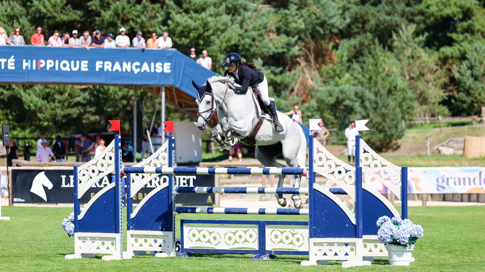 À Fontainebleau, Iris de l'Oiseliere et Marie Fleischel ont signé trois parcours parfaits, réalisés avec grande facilité, y compris dans la difficile première manche de la finale.