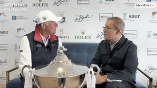 Hier, Édouard Coupérie a eu le plaisir de mener l’équipe de France à sa première victoire dans la Coupe des nations de La Baule depuis 2017. Se remémorant ses souvenirs au stade François-André, le sélectionneur national revient sur les performances de ses cavaliers et évoque notamment la stratégie de Julien Épaillard pour amener Fringan de Vesquerie en grande forme lors de ce sommet printanier. Il parle également du programme des Bleus avant les Mondiaux d’Aix-la-Chapelle, qui auront lieu dans deux mois.