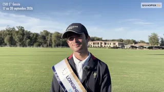 Seul Tricolore à avoir réussi un double zéro dans l’étape de la Ligue des nations Longines de Gassin, Antoine Ermann revient sur le retour en grâce de son fidèle Floyd des Prés. Le jeune prodige évoque également ses perspectives d’avenir avec l’alezan, ainsi que son deuxième cheval de Grand Prix, Jiamo VDS. 