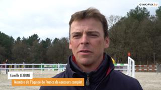 Membre du groupe “À cheval pour Paris” avec Dame Decœur Tardonne, Camille Lejeune était à Saumur cette semaine pour les stages de préparation de l’équipe de France, notamment en vue des Jeux olympiques de Paris. 
