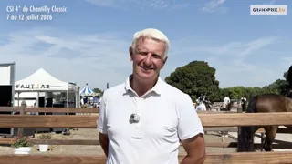 Après avoir décroché une brillante cinquième place dans la deuxième épreuve majeure du CSI 4* de Chantilly Classic, présenté par Al Shira'aa, le Prix Saur à 1,50 m, avec Go To Hickstead MF, Roger-Yves Bost s'est dit satisfait de sa prestation. Dans cette Sortie de Piste, le Barbizonnais revient sur le concours de Chantilly, auquel il participe chaque année, évoque ses premiers mois de collaboration avec Go To Hickstead MF et explique pourquoi il croit au potentiel de son partenaire, avec lequel il disputera demain le Grand Prix de la Ville de Chantilly.