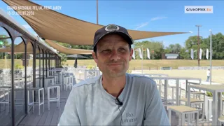 Éloigné des terrains de concours complet pendant plus d’un an jusqu’à l’automne dernier, Diabolo Menthe, le complice olympique de Nicolas Touzaint, est bel et bien de retour et pointe au deuxième rang du classement provisoire de la Pro Élite du haras de Jardy. Visant une sélection pour les championnats du monde avec son gris, l’Angevin en a dit plus, hier, sur les choix qu’il a effectués pour préparer le hongre, qui a parfois pu se montrer tendu en piste, pour l’échéance planétaire. Il revient sur sa participation au CSI 1* du Jumping international de La Baule avec Diabolo et évoque aussi les deux autres complices qu’il monte ce week-end au haras de Jardy, sans oublier Absolut Gold*HDC, en très bon chemin pour effectuer son retour en compétition prochainement.