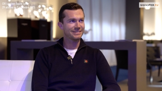 En marge du CSI 5*-W d’Equita Lyon, Kamel Boudra a rencontré Gerrit Nieberg, vainqueur du Grand Prix d’Aix-la-Chapelle en 2022 avec Ben 341. L’Allemand revient sur sa progression et évoque notamment son meilleur partenaire, l’atypique Ping Pong van de Lentamel. 

Cette Sortie de Piste est présentée par Equine America, des solutions de compléments innovantes et efficaces pour les chevaux, les animaux de compagnie et les humains.